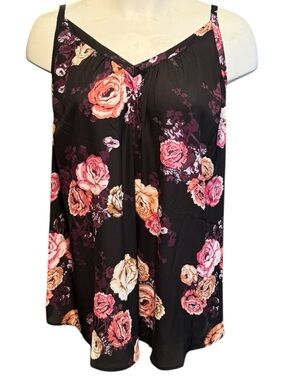 Torrid Womens Size 4 Floral Sleeveless Camisole Black Flowy Tank Top Plus Size